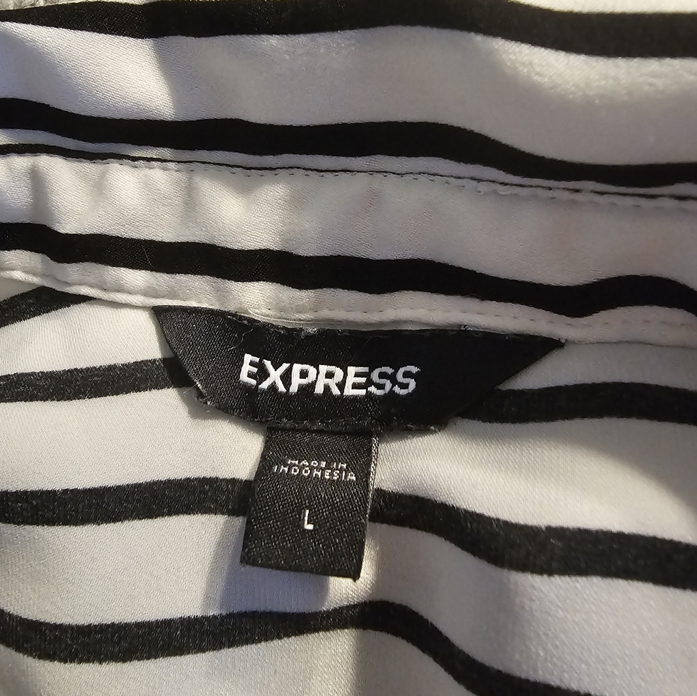 Blouse - Picture 3 of 3